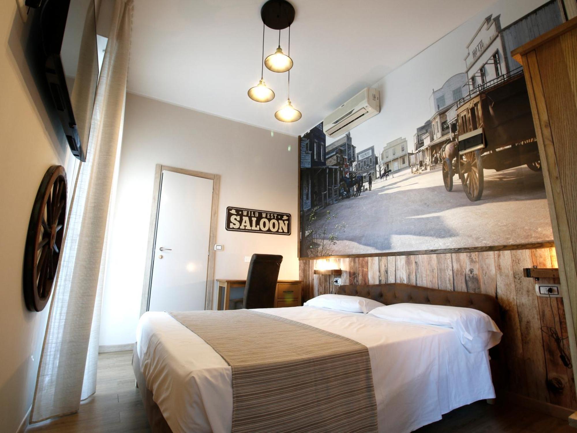 Hotel Fabrizio Римини Екстериор снимка