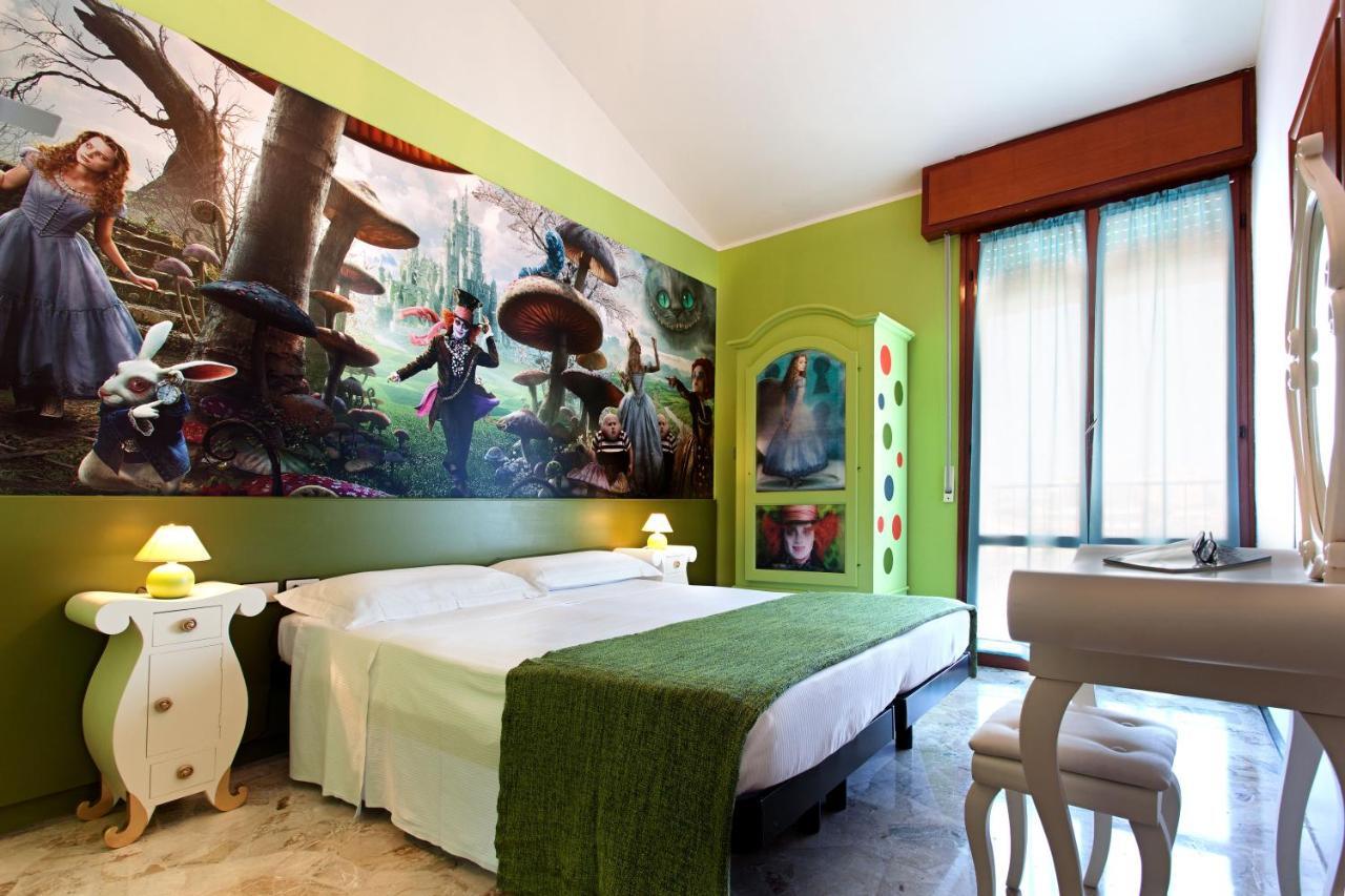 Hotel Fabrizio Римини Стая снимка